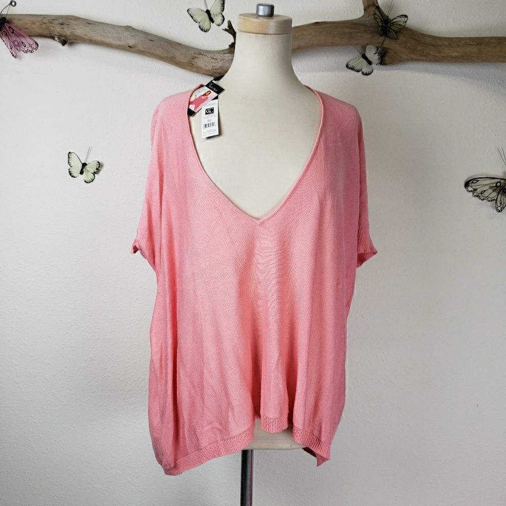 Charlie Paige pink slouchy short sleeve knit top